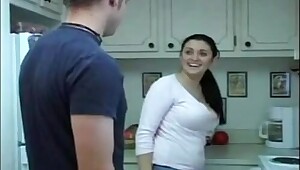 Curvy maid